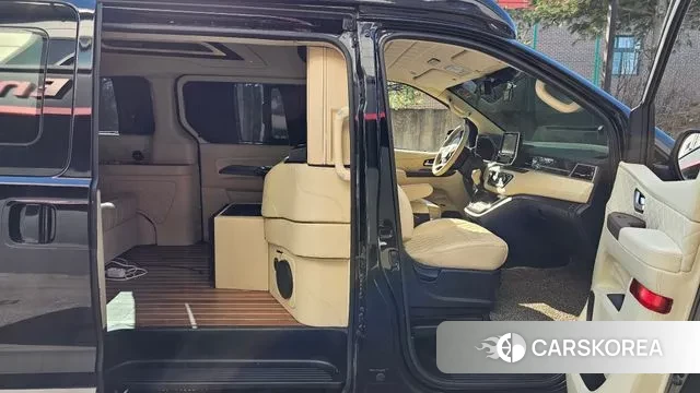 Hyundai The New Grand Starex 2019 Черный из Кореи, фото 2