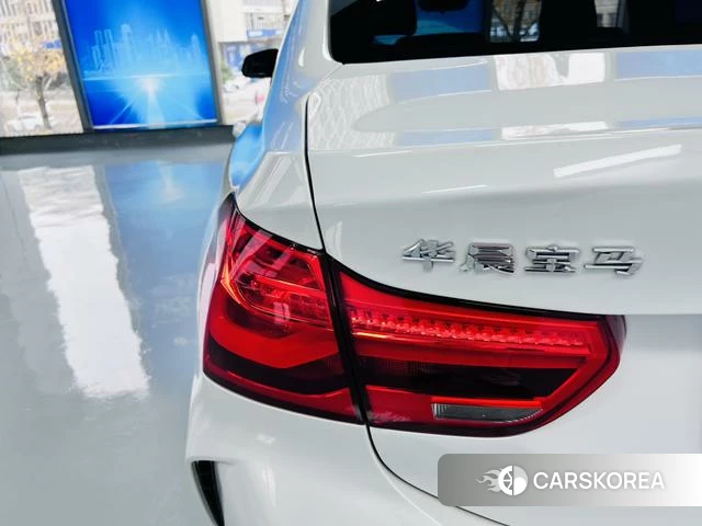 BMW 1 series 2023 Белый из Китая, фото 2