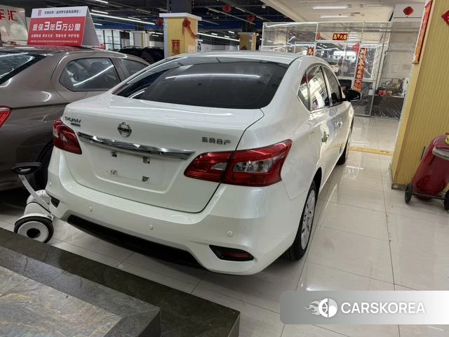 Nissan Xuan Yi 2021 Белый из Китая, фото 2