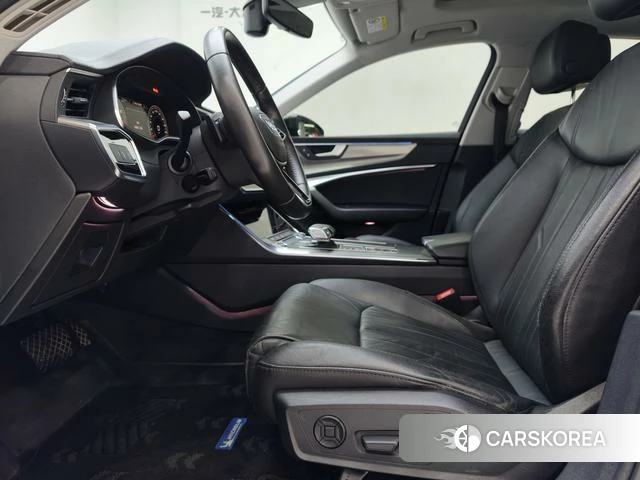 Audi A6L 2021 Черный из Китая, фото 2