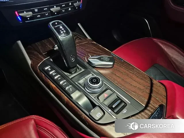 Maserati Levante 2019 Синий из Кореи, фото 2