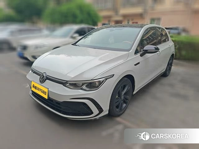 Volkswagen Golf 2022 Белый из Китая, фото 2