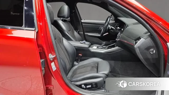 BMW 3 Series (G20) 2020 Оранжевый из Кореи, фото 2