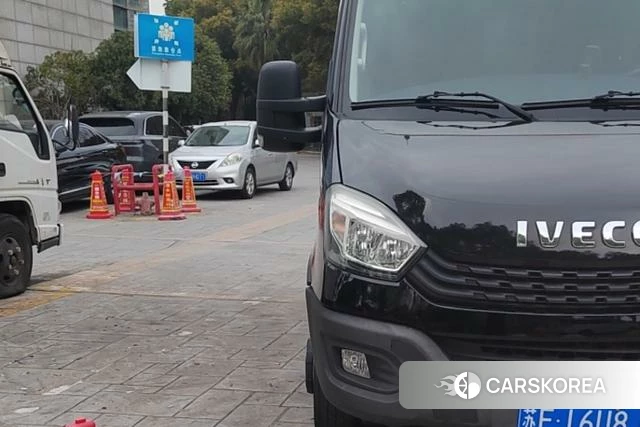 Iveco Ou Sheng 2022 Черный из Китая, фото 2