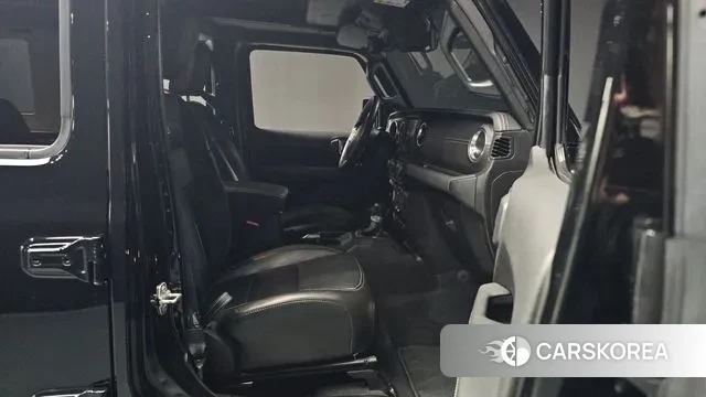 Jeep Wrangler (JL) 2021 Черный из Кореи, фото 2