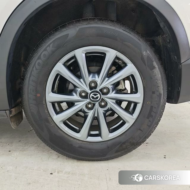 Mazda CX-4 2023 Белый из Китая, фото 2