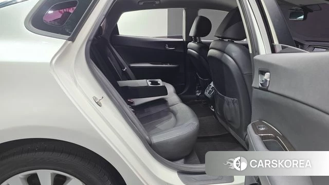 Kia K5 second generation 2018 Белый из Кореи, фото 2