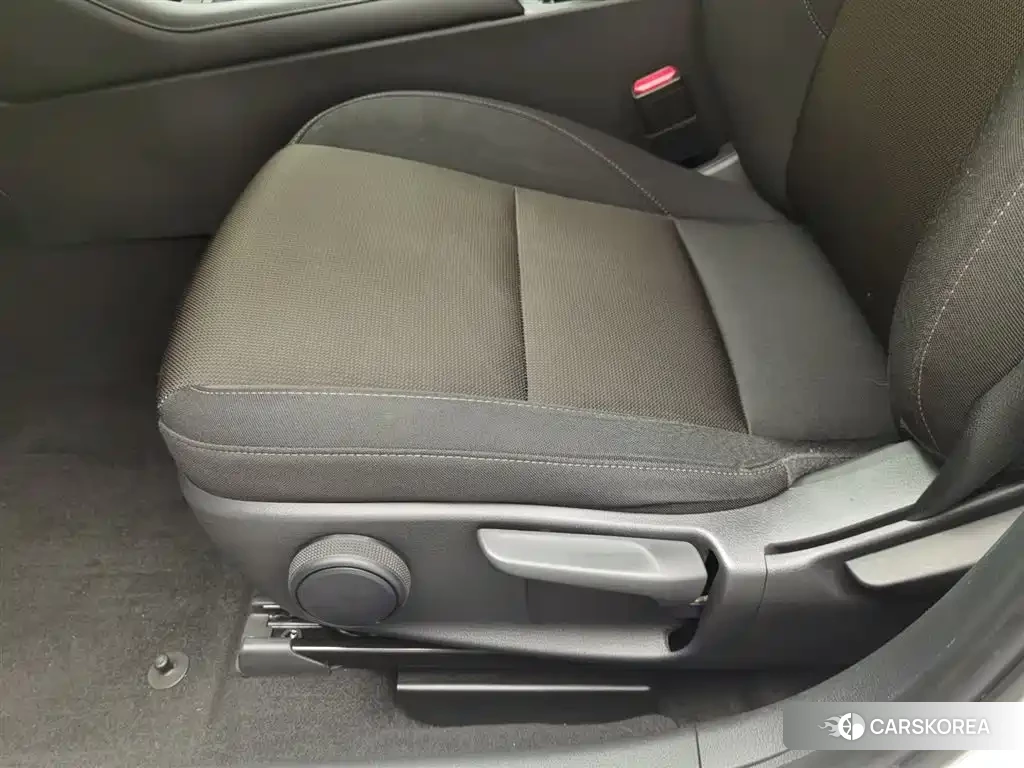 Mazda 3 2023 Белый из Китая, фото 2