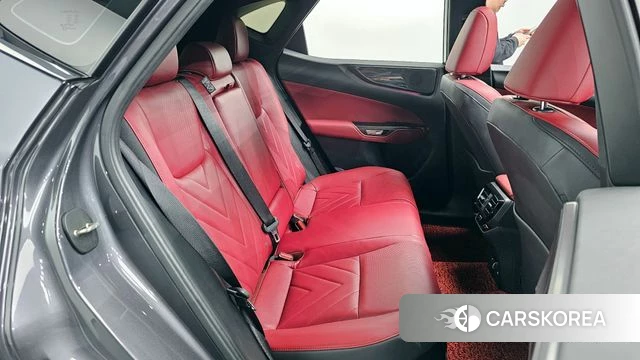 Lexus NX350h Second generation 2024 Серый из Кореи, фото 2