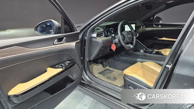 Kia K5 3rd generation 2021 Серый из Кореи, фото 2