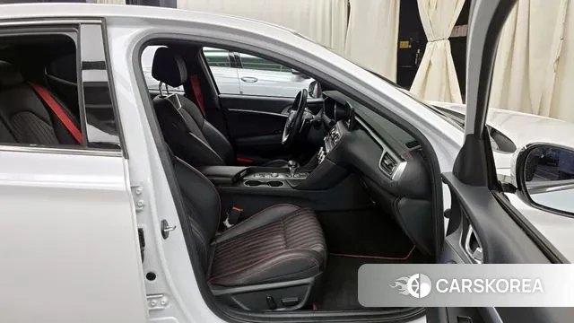 Genesis The New G70 2022 Белый из Кореи, фото 2