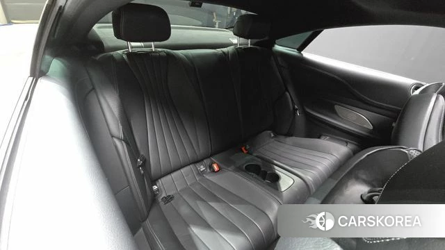 Mercedes-Benz E-Class W213 2022 Белый из Кореи, фото 2