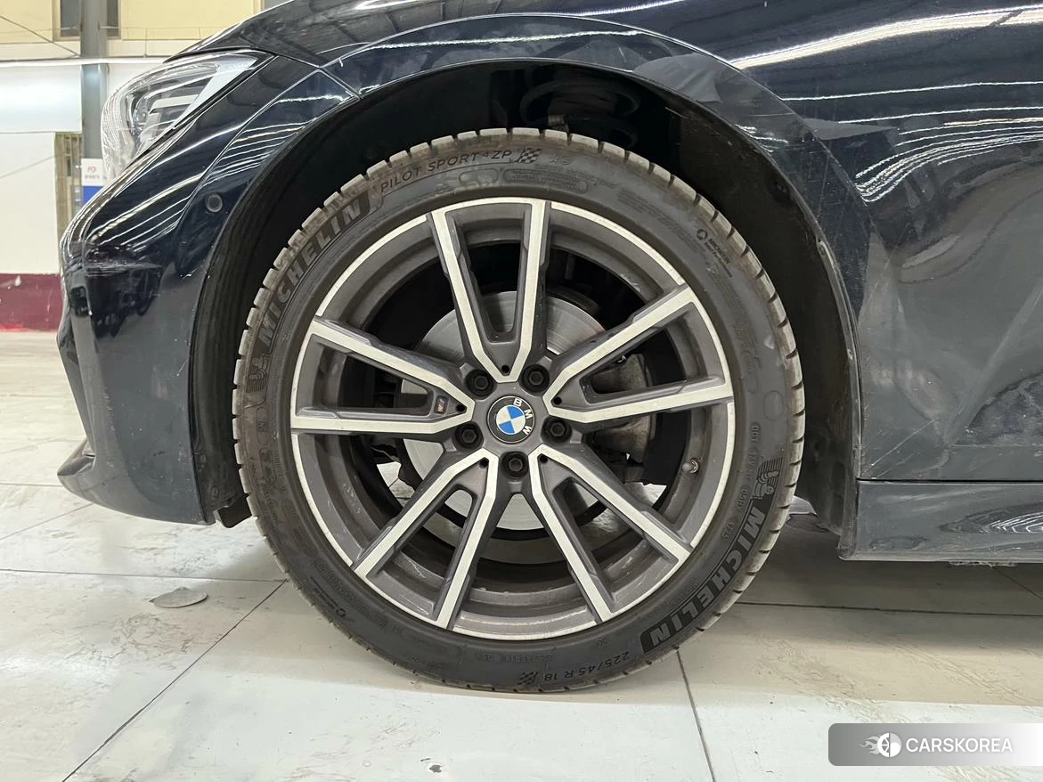 BMW 3 series 2020 Синий из Китая, фото 2