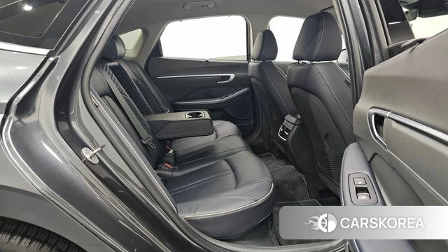 Hyundai Sonata D Edge Hybrid (DN8) 2023 Серый из Кореи, фото 2