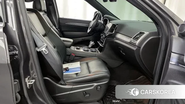 Jeep Grand Cherokee 2021 Серый из Кореи, фото 2