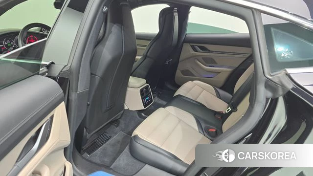 Porsche Taycan 2024 Черный из Кореи, фото 2