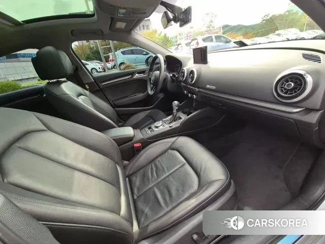 Audi New A3 2018 Серебряный из Кореи, фото 2