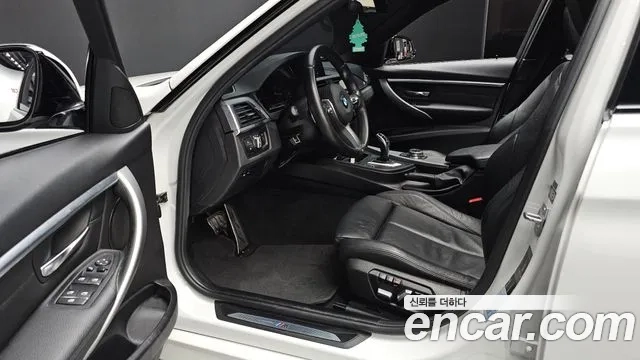 BMW 3 Series (F30) 2018 Белый из Кореи, фото 2