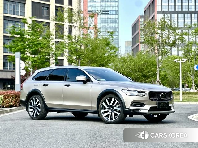 Volvo V90 2025 Другой из Китая, фото 2