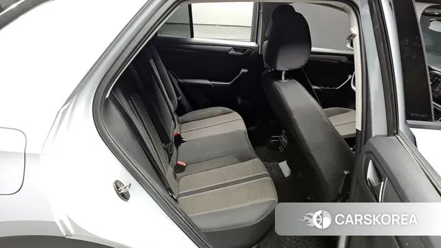 Volkswagen T-Roc 2021 Белый из Кореи, фото 2