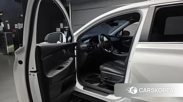 Hyundai The New Santa Fe 2022 Белый из Кореи, фото 2