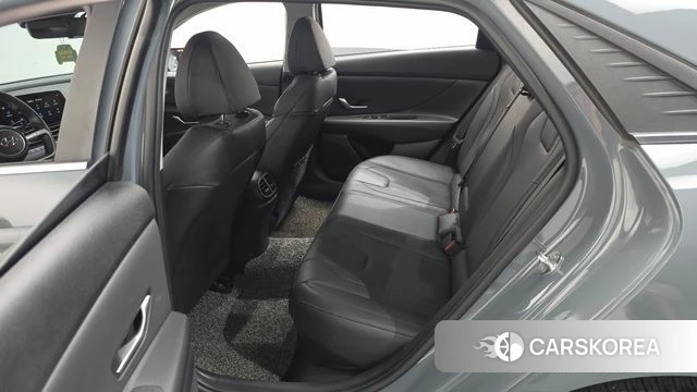Hyundai Avante Hybrid (CN7) 2021 Серый из Кореи, фото 2
