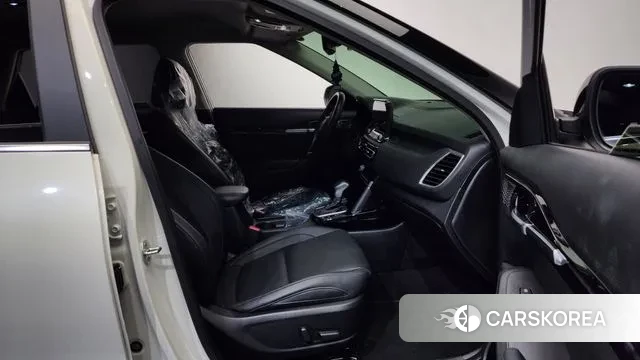 Kia Seltos 2022 Белый из Кореи, фото 2