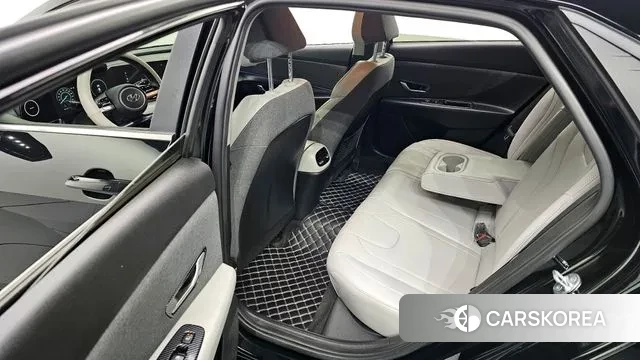 Hyundai Avante (CN7) 2021 Черный из Кореи, фото 2