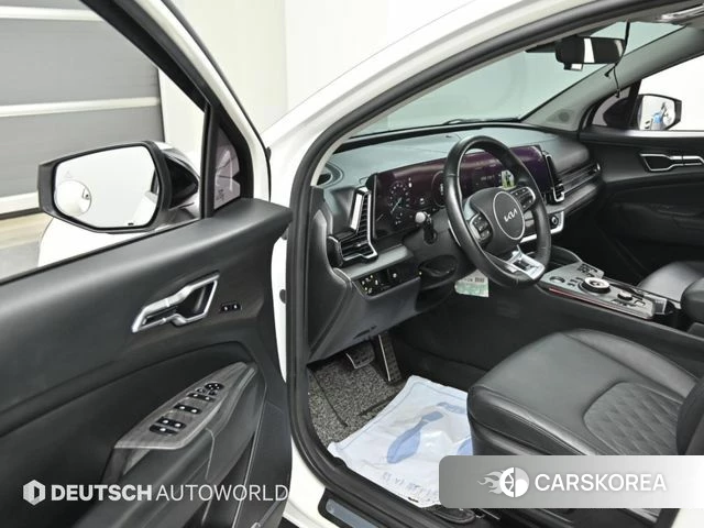 Kia Sportage 5th Generation 2023 Белый из Кореи, фото 2