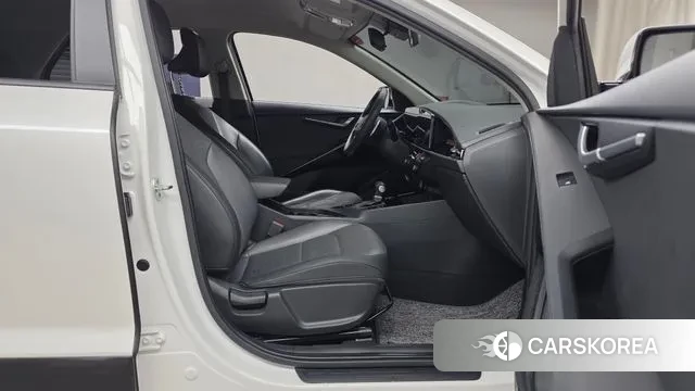 Kia Di Ol Nu Niro id 3645618 из Кореи 2