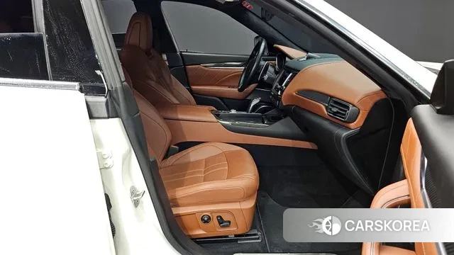 Maserati Levante 2019 Белый из Кореи, фото 2