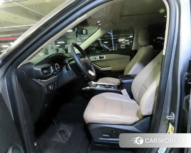 Ford Explorer 6th Generation 2023 Серый из Кореи, фото 2
