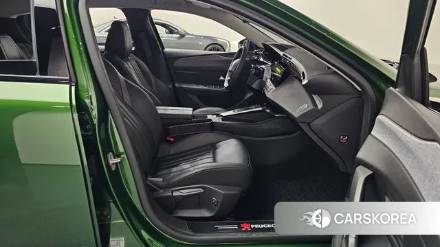 Peugeot 308 Third generation 2023 Темно-зеленый из Кореи, фото 2