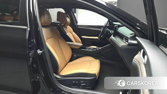 Kia K5 3rd generation 2021 Черный из Кореи, фото 2