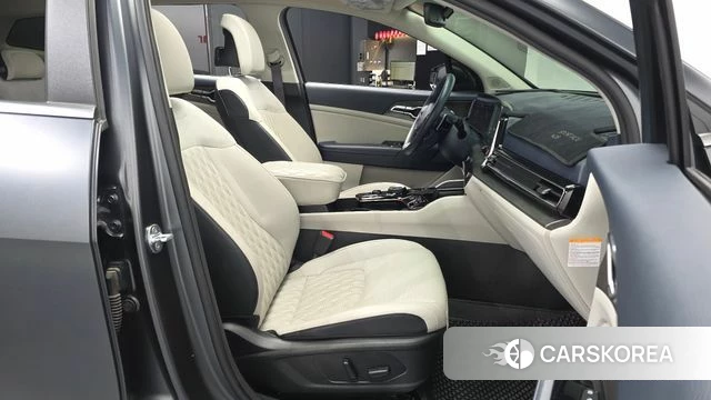 Kia Sportage 5th Generation Hybrid 2022 Серый из Кореи, фото 2