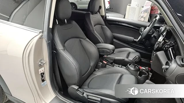 Mini Cooper 2022 Розовый из Кореи, фото 2