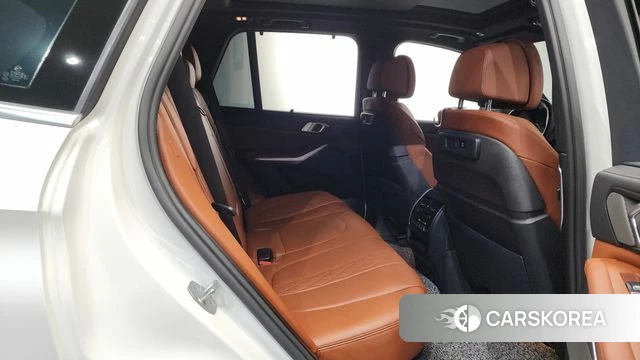 BMW X5 (G05) 2022 Белый из Кореи, фото 2