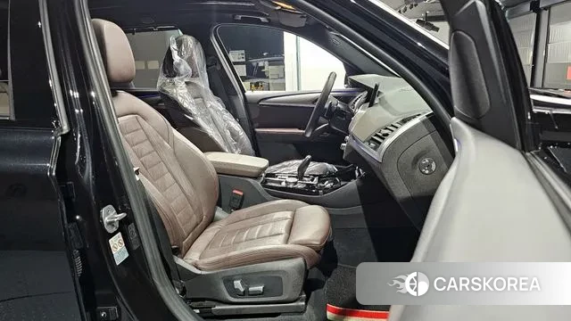 BMW X3 (G01) 2021 Черный из Кореи, фото 2