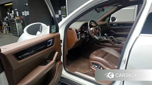 Porsche Cayenne (PO536) 2021 Белый из Кореи, фото 2