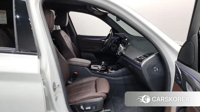 BMW X3 (G01) 2023 Белый из Кореи, фото 2