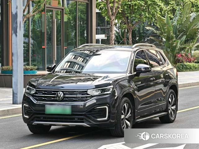 Volkswagen Tanyue GTE 2021 Темно-серый из Китая, фото 2