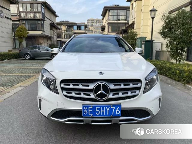 Mercedes-Benz GLA 2019 Белый из Китая, фото 2