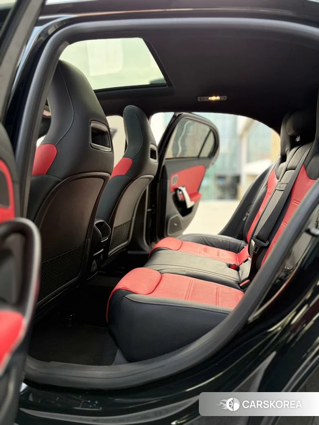 Mercedes-Benz Class A AMG (imported) 2022 Черный из Китая, фото 2