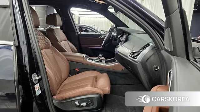 BMW X5 (G05) 2022 Черный из Кореи, фото 2
