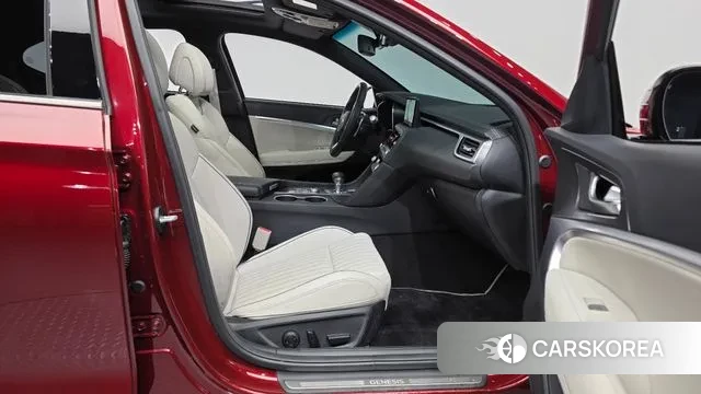 Genesis The New G70 2025 Красный из Кореи, фото 2