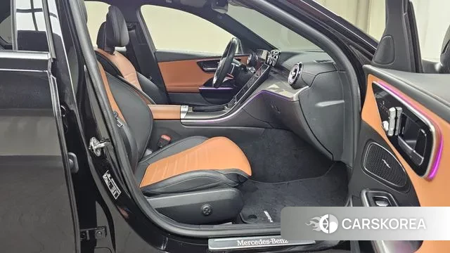 Mercedes-Benz C-Class W206 2023 Черный из Кореи, фото 2