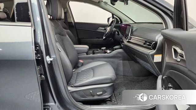 Kia Sportage 5th Generation Hybrid 2024 Серый из Кореи, фото 2