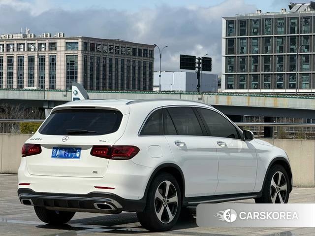 Mercedes-Benz GLC 2022 Белый из Китая, фото 2