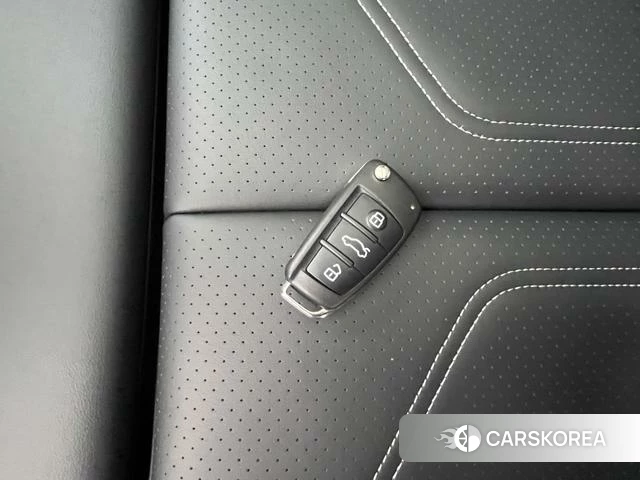 Audi Q3 2024 Белый из Китая, фото 2