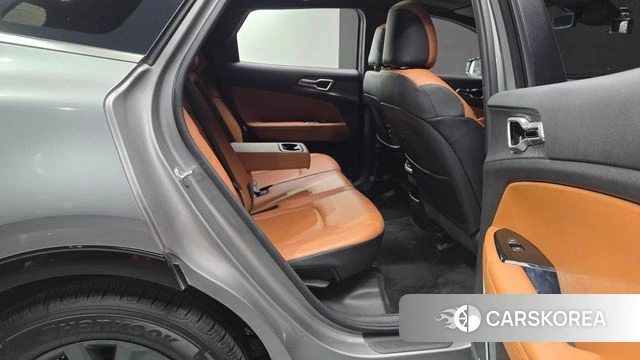 Kia Sportage 5th Generation 2021 Серебряный из Кореи, фото 2